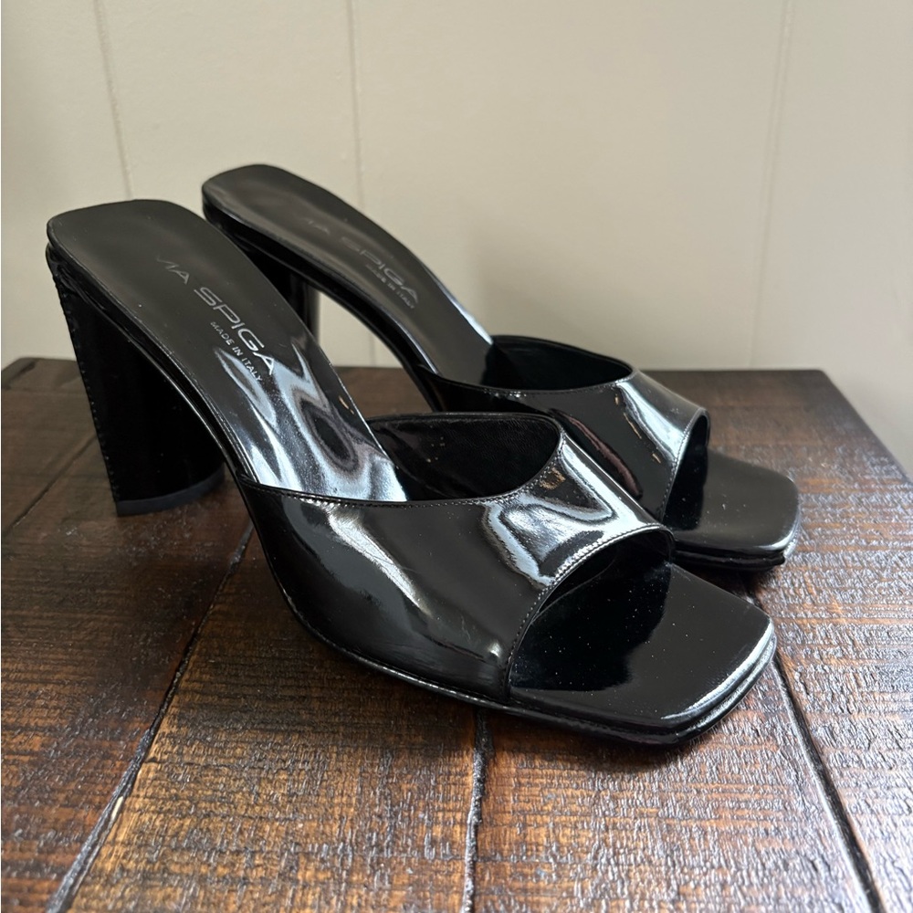 Vintage Via Spiga Square Toe Black Heeled Mules